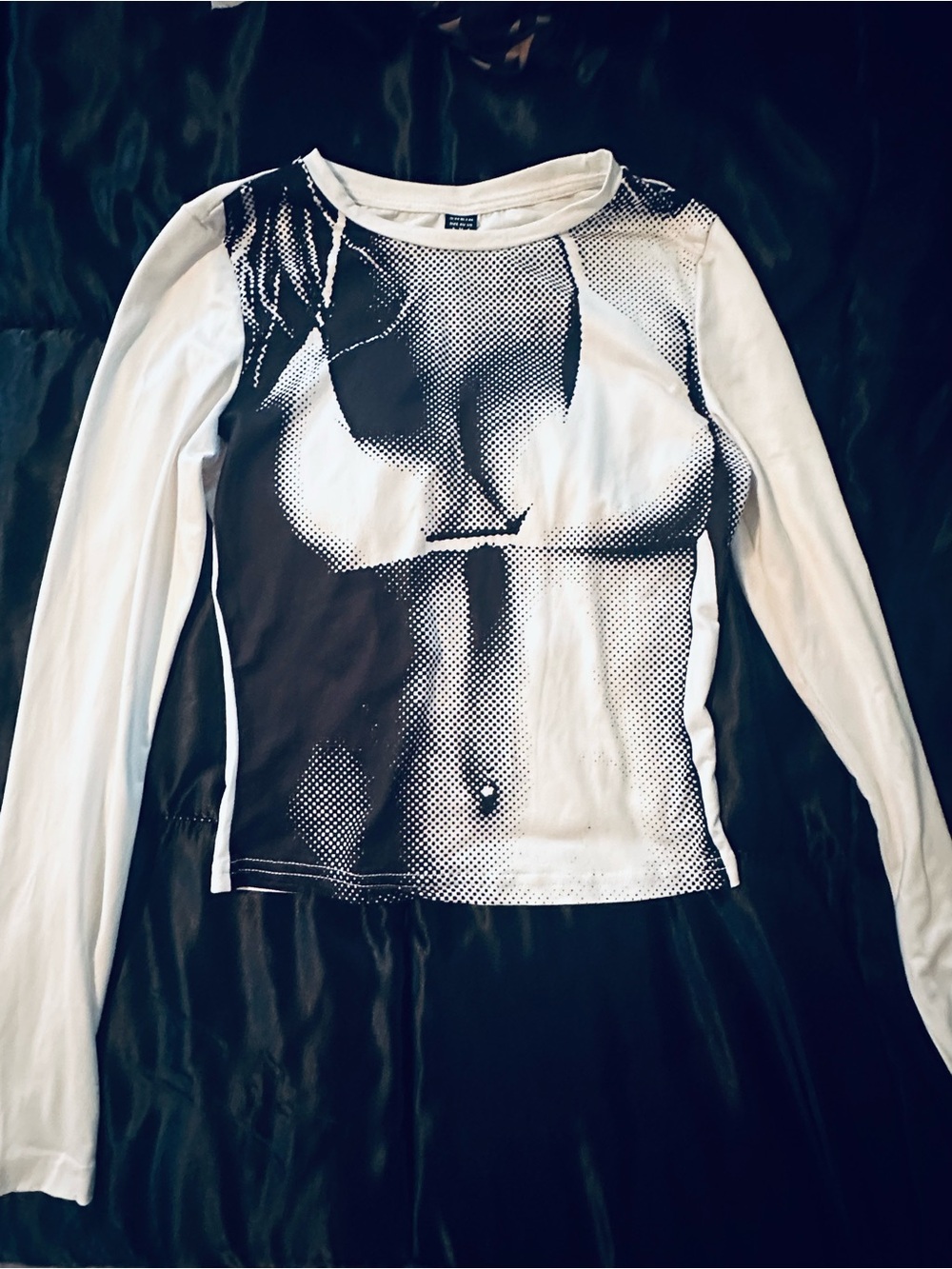 SHEIN Black & White Long Sleeve Graphic Crewneck Top